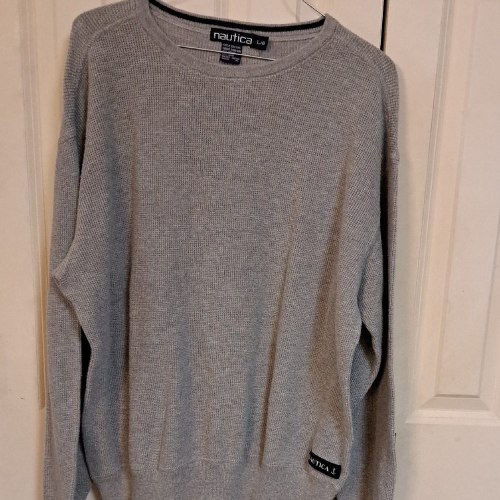Nautica Men's Classic Gray Crewneck Sweater